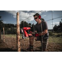 Степлер Milwaukee M18 FUEL M18FFUS-302C 4933479832 (с 2-мя АКБ 3 Ач, кейс) - Превью изображения №13 — Интернет-магазин Time-Shop
