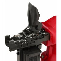 Степлер Milwaukee M18 FUEL M18FFUS-302C 4933479832 (с 2-мя АКБ 3 Ач, кейс) - Превью изображения №7 — Интернет-магазин Time-Shop