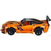 Конструктор LEGO Technic 42093 Chevrolet Corvette ZR1 - Превью изображения №5 — Интернет-магазин Time-Shop