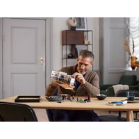 Конструктор LEGO Ideas 21328 Seinfeld - Превью изображения №26 — Интернет-магазин Time-Shop