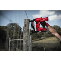 Степлер Milwaukee M18 FUEL M18FFUS-0C 4933479834 (без АКБ, кейс) - Превью изображения №10 — Интернет-магазин Time-Shop