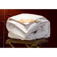 Одеяла и подушки