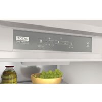 Холодильник Whirlpool WHC18 T341 - Превью изображения №9 — Интернет-магазин Time-Shop