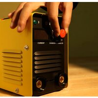 Сварочный инвертор Deko DKWM200A LCD Advanced 051-4683 (с набором для сварки) - Превью изображения №3 — Интернет-магазин Time-Shop