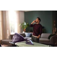 Утюг Philips PSG7050/30 - Превью изображения №8 — Интернет-магазин Time-Shop