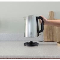 Электрический чайник Electrolux E3K1-3ST - Превью изображения №6 — Интернет-магазин Time-Shop