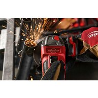 Угловая шлифмашина Milwaukee M18 FSAG125XB-0X Fuel 4933478429 (без АКБ) - Превью изображения №11 — Интернет-магазин Time-Shop