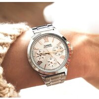 Наручные часы Casio LTP-V300D-7A2 - Превью изображения №2 — Интернет-магазин Time-Shop