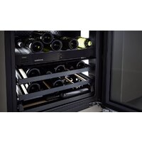 Винный шкаф Liebherr UWpri 3662 Vinidor Selection 3662-20001 - Превью изображения №5 — Интернет-магазин Time-Shop