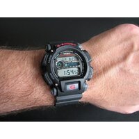 Наручные часы Casio DW-9052-1VER - Превью изображения №3 — Интернет-магазин Time-Shop