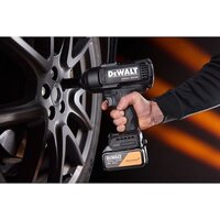  DeWalt DCK3222MP2T-QW (шуруповерт, гайковерт, болгарка, 2 АКБ, кейс) - Превью изображения №3 — Интернет-магазин Time-Shop