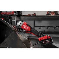 Угловая шлифмашина Milwaukee M18 ONEFSAG125XPDB-0X Fuel One Key 4933478434 (без АКБ) - Превью изображения №4 — Интернет-магазин Time-Shop