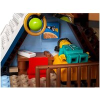 Конструктор LEGO Creator Expert 10293 В ожидании Санты - Превью изображения №13 — Интернет-магазин Time-Shop