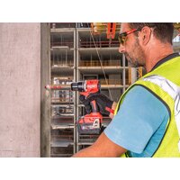 Ударная дрель-шуруповерт Milwaukee M18 BLPDRC-402C 4933492824 (с 2-мя АКБ 4 Ач, кейс) - Превью изображения №10 — Интернет-магазин Time-Shop