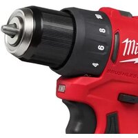 Дрель-шуруповерт Milwaukee M12 BLDDRC-402C 4933499688 (с 2-мя АКБ, кейс) - Превью изображения №3 — Интернет-магазин Time-Shop