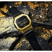 Наручные часы Casio G-Shock GM-5600G-9E - Превью изображения №3 — Интернет-магазин Time-Shop