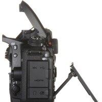 Зеркальный фотоаппарат Nikon D7500 Body - Превью изображения №5 — Интернет-магазин Time-Shop