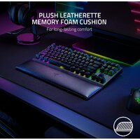 Подставка под запястье Razer Ergonomic Wrist Rest (для TKL-клавиатур) - Превью изображения №6 — Интернет-магазин Time-Shop