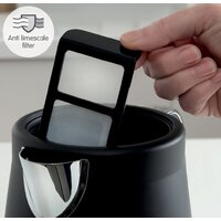 Электрический чайник Morphy Richards Illuminated Black 108020 - Превью изображения №4 — Интернет-магазин Time-Shop