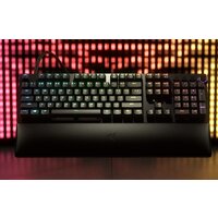 Клавиатура Razer Huntsman V2 Analog (нет кириллицы) - Превью изображения №4 — Интернет-магазин Time-Shop