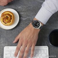 Наручные часы Casio Edifice EFV-100D-1A - Превью изображения №2 — Интернет-магазин Time-Shop