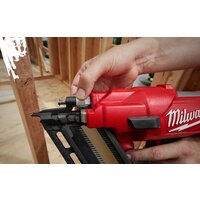 Гвоздезабиватель Milwaukee M18 FFN-0C 4933471406 (без АКБ) - Превью изображения №6 — Интернет-магазин Time-Shop