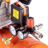 Компрессор FoxWeld Aero 220/24 5069 - Превью изображения №7 — Интернет-магазин Time-Shop