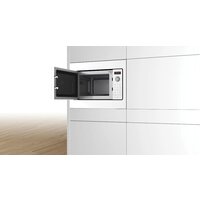 Микроволновая печь Bosch Serie 2 BFL523MW3 - Превью изображения №5 — Интернет-магазин Time-Shop