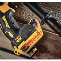 Ударная дрель-шуруповерт DeWalt DCD999NT (без АКБ, кейс) - Превью изображения №13 — Интернет-магазин Time-Shop