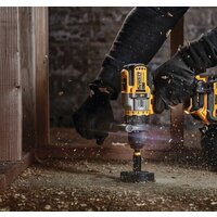 Ударная дрель-шуруповерт DeWalt DCD999NT (без АКБ, кейс) - Превью изображения №3 — Интернет-магазин Time-Shop