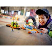 Конструктор LEGO City Stuntz 60294 Грузовик для шоу каскадеров - Превью изображения №24 — Интернет-магазин Time-Shop
