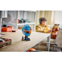 Конструктор LEGO Editions 43017 Шлем McLaren Mastercard F1 Team Oscar Piastri Helmet - Превью изображения №9 — Интернет-магазин Time-Shop
