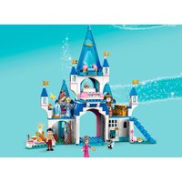 Конструктор LEGO Disney Princess 43206 Замок Золушки и Прекрасного принца - Превью изображения №11 — Интернет-магазин Time-Shop