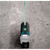 Лазерный нивелир Makita SK105GDZ (без АКБ) - Превью изображения №12 — Интернет-магазин Time-Shop