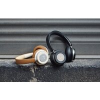 Наушники DALI IO6 (карамель) - Превью изображения №5 — Интернет-магазин Time-Shop