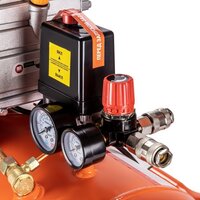 Компрессор FoxWeld Aero 220/50 5071 - Превью изображения №7 — Интернет-магазин Time-Shop