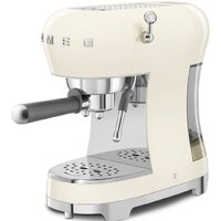 Рожковая кофеварка Smeg ECF02CREU - Превью изображения №4 — Интернет-магазин Time-Shop