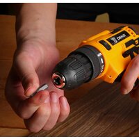 Дрель-шуруповерт Deko Banger SET 93 063-4168 (с 2-мя АКБ, кейс, набор оснастки) - Превью изображения №7 — Интернет-магазин Time-Shop