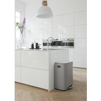 Система сортировки мусора Brabantia Bo Pedal Bin 2 x 30 л (минерально-серый) - Превью изображения №14 — Интернет-магазин Time-Shop