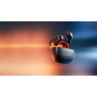 Наушники Bowers & Wilkins Pi8 McLaren Edition (черный/оранжевый) - Превью изображения №8 — Интернет-магазин Time-Shop