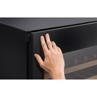 Винный шкаф CASO WineDeluxe E 18 - Превью изображения №5 — Интернет-магазин Time-Shop