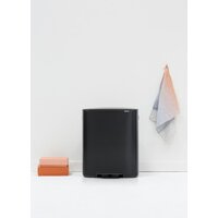 Система сортировки мусора Brabantia Bo Pedal Bin 2 x 30 л (черный матовый) - Превью изображения №12 — Интернет-магазин Time-Shop