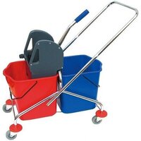 Швабры, мопы и другой хозяйственный инвентарь