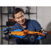 Конструктор LEGO Technic 42141 Гоночный автомобиль McLaren Formula 1 - Превью изображения №14 — Интернет-магазин Time-Shop