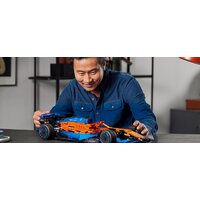 Конструктор LEGO Technic 42141 Гоночный автомобиль McLaren Formula 1 - Превью изображения №12 — Интернет-магазин Time-Shop