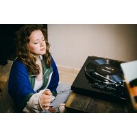 Виниловый проигрыватель Rekkord Audio F400 (2M Red, черный глянцевый) - Превью изображения №3 — Интернет-магазин Time-Shop