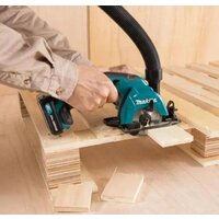 Дисковая (циркулярная) пила Makita HS301DSME (с 2-мя АКБ 4 Ah, кейс) - Превью изображения №5 — Интернет-магазин Time-Shop