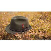 Объектив Sony FE 85mm F1.8 [SEL85F18] - Превью изображения №5 — Интернет-магазин Time-Shop