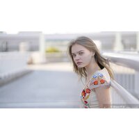 Объектив Sony FE 85mm F1.8 [SEL85F18] - Превью изображения №8 — Интернет-магазин Time-Shop