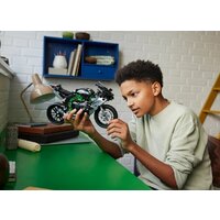 Конструктор LEGO Technic 42170 Мотоцикл Kawasaki Ninja H2R - Превью изображения №5 — Интернет-магазин Time-Shop